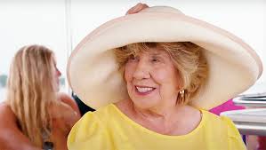 Chrisley Knows Best': Nanny Faye & Chase Go Gambling On Hermit Crabs