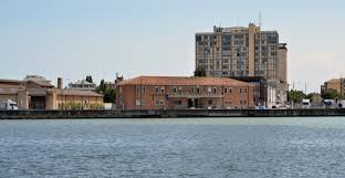 Via della catalana, 3, 48121 rávena, italia. Un Sondaggio On Line Per Capire La Darsena Porto Di Ravenna