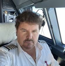 After 30+ years of teaching ATPL theory, getting photos like these still  makes our hearts so happy.