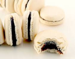 La Cuisine De Bernard Les Macarons Chocolat Caramel Macaron Chocolat Recette Macaron Macaron