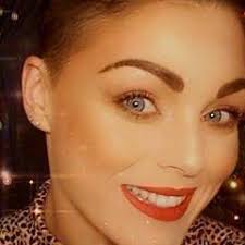 Olga Conroy (@olgaconroy)