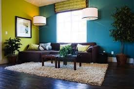 Warna biru merupakan warna yang terlihat segar dan indah dipandang mata, warna biru memiliki banyak kombinasi warna yang bisa anda pilih. Kombinasi Desain Warna Cat Dinding Biru Yang Indah Pada Rumah