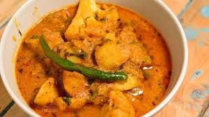 Potato Cauliflower Curry For Chapathi And Rotti Aloo Gopi Gravy Version Cauliflower Curry Curry Recipes Indian Califlower Curry