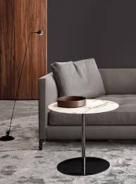 It's unique and modern design allows bellagio to transform into a multipurpose structure that is equipped with additional storage space. Bellagio Side Tables From Minotti Architonic