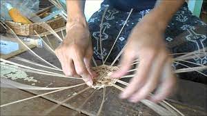 Anyaman rotan yang lain ialah. Cara Cara Membuat Bakul Rotan Mykomunitikreatif Youtube