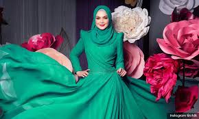 List download lagu mp3 lagu siti nurhaliza baru 2020 (6:54 min), last update apr 2021. Lirik Lagu Siapa Tak Mahu Dato Siti Nurhaliza Aku Sis Lin