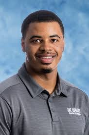 Ryan Oliver's Instagram, Twitter & Facebook