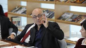 Un aforisma di roberto cingolani; Cingolani La Ricerca E Per I Velocisti Ma Servono Anche Maratoneti Il Sole 24 Ore