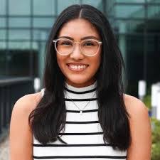 Kayla Carlisle's Instagram, Twitter & Facebook