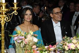 Egal ob junge oder mädchen, die spekulationen um den möglichen namen des ungeborenen kindes. Coronakrise Prinzessin Sofia Von Schweden Hilft Im Krankenhaus
