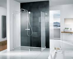 Walk In Duschen In Top Design 15 Beispiele Die Beeindrucken Duschabtrennung Walk In Dusche Dusche