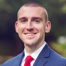 Zachary Layne's Instagram, Twitter & Facebook