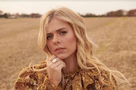 Whitney Basnight's Instagram, Twitter & Facebook