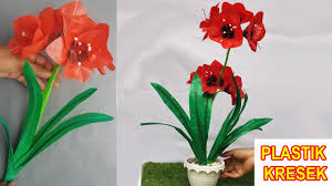Bunga bakung merupakan salah satu jenis tanaman dari genus lilium, dalam bahasa inggris sering disebut sebagai bunga lily. Cara Membuat Bunga Bakung Bunga Lily Plastik Kresek How To Make Lilies Or Lilies From Plastic Bag Youtube