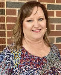 Amy Eddleman's Instagram, Twitter & Facebook