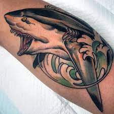 Check out the top 30 shark tattoos for men and women this year. 30 Neo Traditional Shark Tattoo Designs Fur Manner Cool Ink Ideas Mann Stil Tattoo Hai Tattoos Neotraditionelles Tattoo Tattoo Designs
