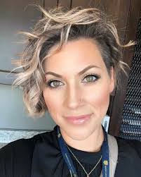 Deborah Mcgregor's Instagram, Twitter & Facebook