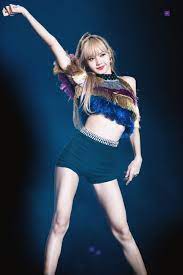 Hay que destacar que lisa declaró hace un tiempo que sentía vergüenza de publicar videos en los que sale bailando. No Lisa De Blackpink No Hace Dietas Esto Es Lo Que Debes Hacer Para Mantenerte En Forma Kpoplat