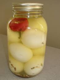 How To Make Pickled Eggs Easy Recipe Easy Home Made Recipe Recipe Pickled Eggs Pickled Eggs Recipe Pickling Recipes