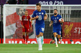 Jurgen klopp on the liverpool parade bus after winning the wider angles focus on world soccer: Chelsea Playing The Best Attack Against Liverpool Means Playing Giroud