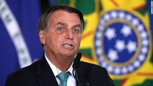 Como bolsonaro não tem alianças, recursos partidários ou tempo de tevê, as apostas contra e sem tempo de tevê, bolsonaro será massacrado nos programas dos adversários sem poder responder. Brazil S Bolsonaro Says He Regrets Covid 19 Deaths But Aims To Host Copa America Cnn