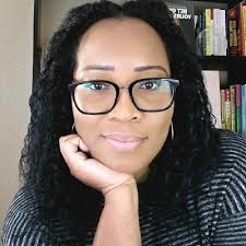 Last Thursday, Glen Cove Hospital celebrated the Straight from the Heart  Awards, recognizing providers who received an outstanding number of  positive mentions in the Press Ganey survey.