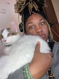 Hi all! I just wanted to introduce myself and share pics of my 3 babies,  Blu, Bo (tux), and Bran. ♥️