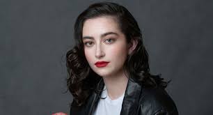 5 Things That Abby Quinn is 'Mad About' Right Now