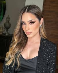 Cinthya Hernandez's Instagram, Twitter & Facebook