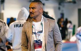 کدام بازیگر سریال وحشی درگذشت؟ ویدیوی سکانس کشته‌شدن حمید در حمام، با بازی محمد منصوری (۱۶+)