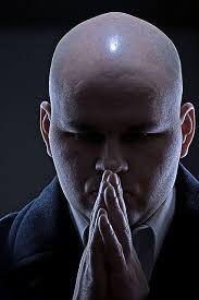 12 Tips for Self-Portrait Photography (+ Examples)