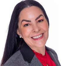 Angela Ashe's Instagram, Twitter & Facebook