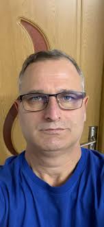 Hello from Phil looking a good friend here massage me I'm wait for you