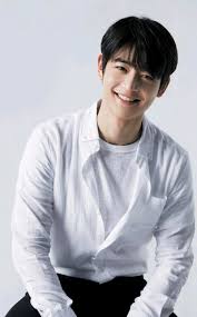 Choi Min Ho Better Known As Minho Is A South Korean Singer Rapper And Actor He S A Member Of Famous Kpop Boy Group Shinee Aktor Selebritas Aktor Korea