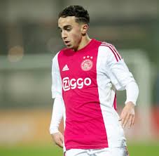 Noah gesser, pemain muda ajax keturunan indonesia, meninggal dunia karena mengalami kecelakaan kecelakaan yang merenggut nyawa noah gesser ini sendiri terjadi karena mobil yang. Abdelhak Nouri 20 Jahriger Ajax Profi Erleidet Schwere Hirnschaden Welt