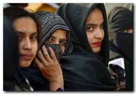 When Women Thrive All Of Society Benefits And Succeeding Generations Are Given A Better Start In Life Kofi Annan Muslim Women Women Feminist Men