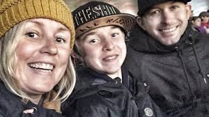 Jessy Munch's Instagram, Twitter & Facebook