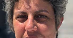 Elsa Santos's Instagram, Twitter & Facebook