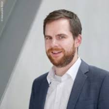 MEDICA DEEP DIVE: Robots in the OR: flexible, precise, tireless