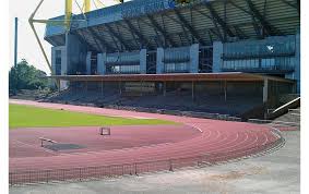 The stadium was inaugurated in 1926, with a match between the city of dortmund and fc. Kampfbahn Rote Erde Objektansicht