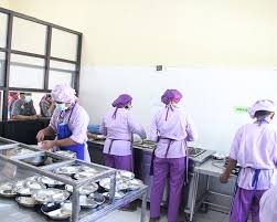Keadaan gizi pasien sangat berpengaruh pada proses penyembuhan penyakit, sebaliknya proses perjalanan penyakit dapat berpengaruh terhadap keadaan gizi pasien (depkes, 2003). Fasilitas Penunjang Rsud Dr Soediran Mangun Sumarso Kabupaten Wonogiri