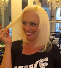 Jun 21, 2021 · daniela katzenberger ist jenny frankhausers schwester. Daniela Katzenberger Kurze Haare Kurz Vor Der Hochzeit Stars