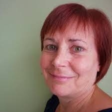 Elsie Burnham's Instagram, Twitter & Facebook