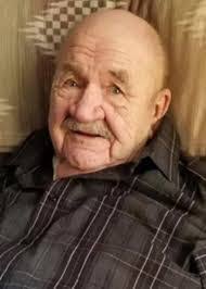 Tina Casebolt's Instagram, Twitter & Facebook