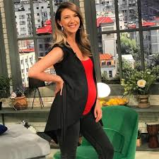 See what adelina popescu (zanamica) has discovered on pinterest, the world's biggest collection of ideas. Adela Popescu A Fost CriticatÄƒ DupÄƒ Ce A FÄƒcut Publice NiÈ™te Imagini Cu Ea InsÄƒrcinatÄƒ In È™ase Luni Ce I S A ReproÈ™at