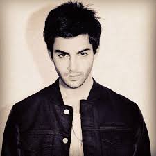 Breathing your love (video short) darin zanyar. What If I Kissed You Now By We Love Darin Zanyar Reverbnation