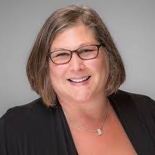 Maggie Poole's Instagram, Twitter & Facebook