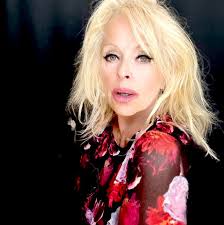 Happy Friday friends! Here's a Sandy Smile to start your weekend off