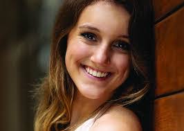 Natalie Winn's Instagram, Twitter & Facebook