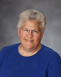 Laurie Kutz's Instagram, Twitter & Facebook